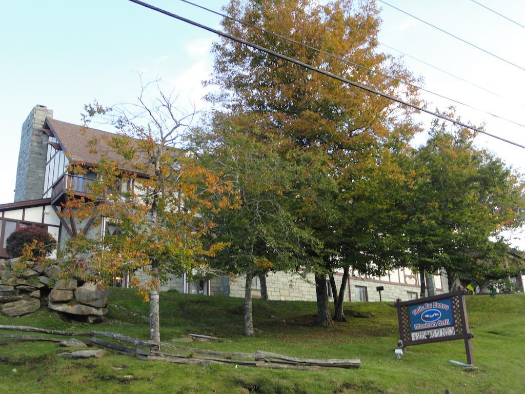4 Seasons At Beech Mountain Hotel Екстериор снимка