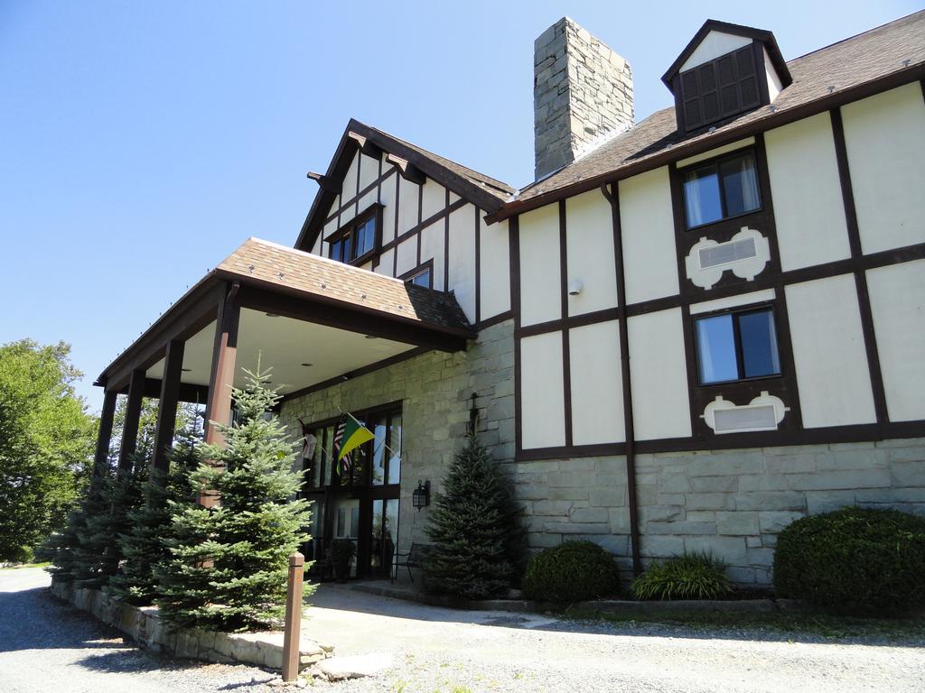 4 Seasons At Beech Mountain Hotel Екстериор снимка