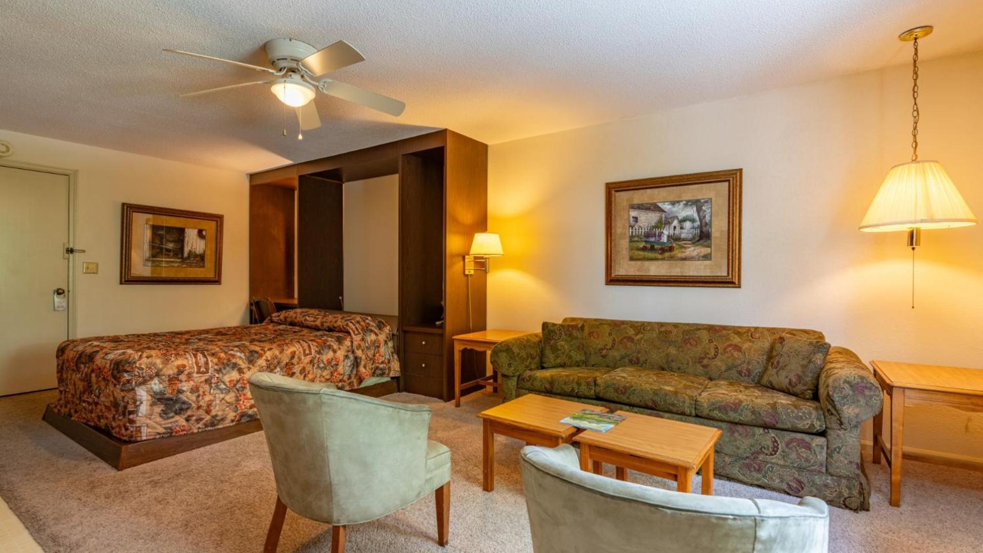 4 Seasons At Beech Mountain Hotel Стая снимка